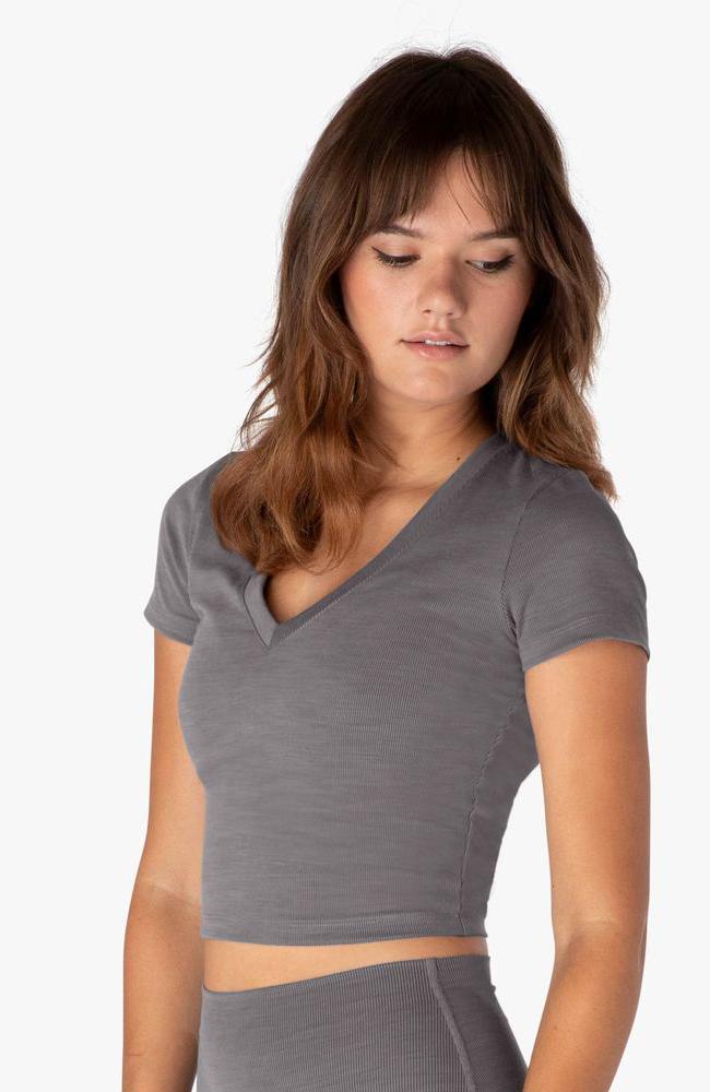 Beyond Yoga - Heather Rib Short Sleeve Cropped Tee - 35 Strong – 35 STRONG